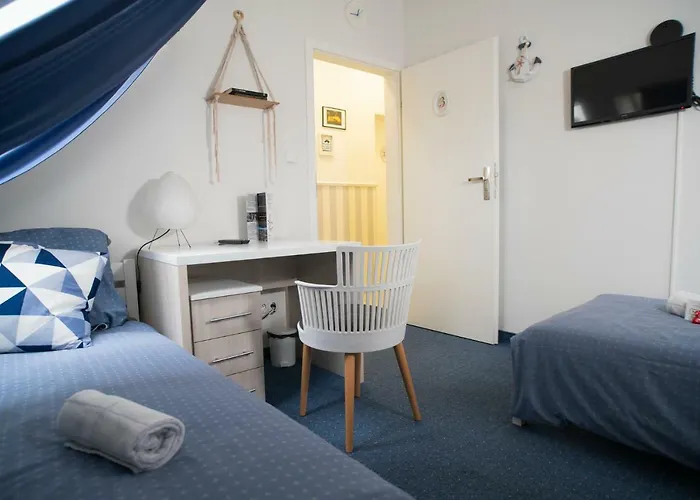 Hostel \